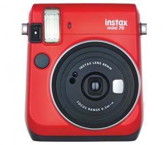 Фотоаппарат моментальной печати Fujifilm Instax Mini 70 красный (16513889)