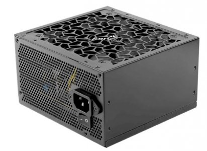Блоки питания Aerocool Aero White 650W (AERO WHITE 650)