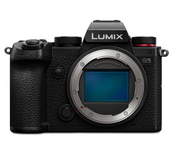 Беззеркальный фотоаппарат Panasonic Lumix DC-S5 Body (DC-S5EE-K)