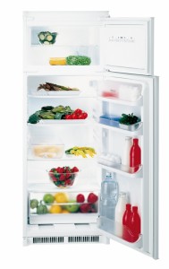 Встраиваемый холодильник Hotpoint-Ariston BD 2422/HA