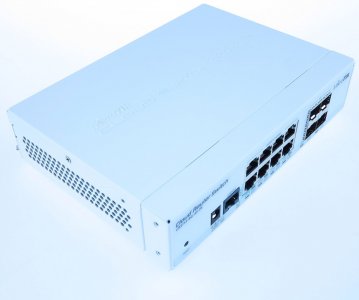 Маршрутизатор MikroTik CRS112-8G-4S-IN (белый)
