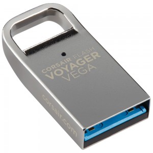 USB Flash накопитель Corsair Flash Voyager Vega 64GB