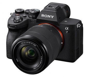 Беззеркальный фотоаппарат Sony Alpha a7 IV Kit 28-70mm (ILCE7M4KB.CEC)
