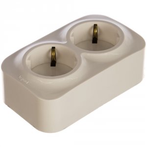 Розеточный блок Legrand Quteo 782237 белый (782223 255241)