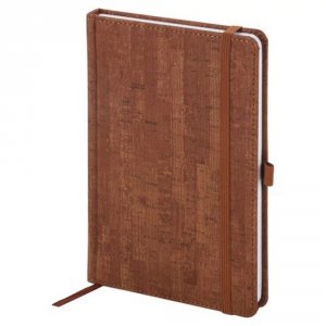 Недатированный ежедневник BRAUBERG Wood, А5, 136 листов, коричневый (111676)