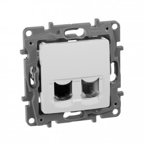 Розетка Legrand ETIKA (672252)