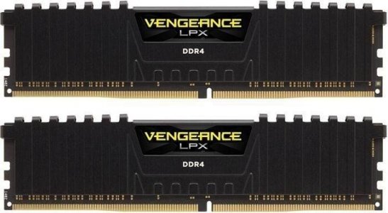 Модуль памяти Corsair CMK64GX4M2D3600C18