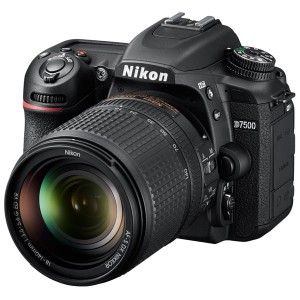 Зеркальный цифровой фотоаппарат Nikon D7500 18-140 VR Kit