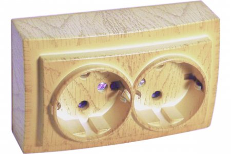 Розетка NILSON Themis wood (26281025)