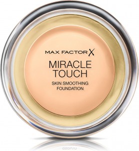 Тональная основа Max Factor Miracle Touch Skin Smoothing Foundation 40 (Цвет 40 Creamy Ivory variant_hex_name F0C09C Вес 20.00) (999)